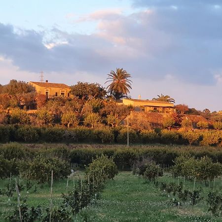 Villa Calma Noto Buitenkant foto