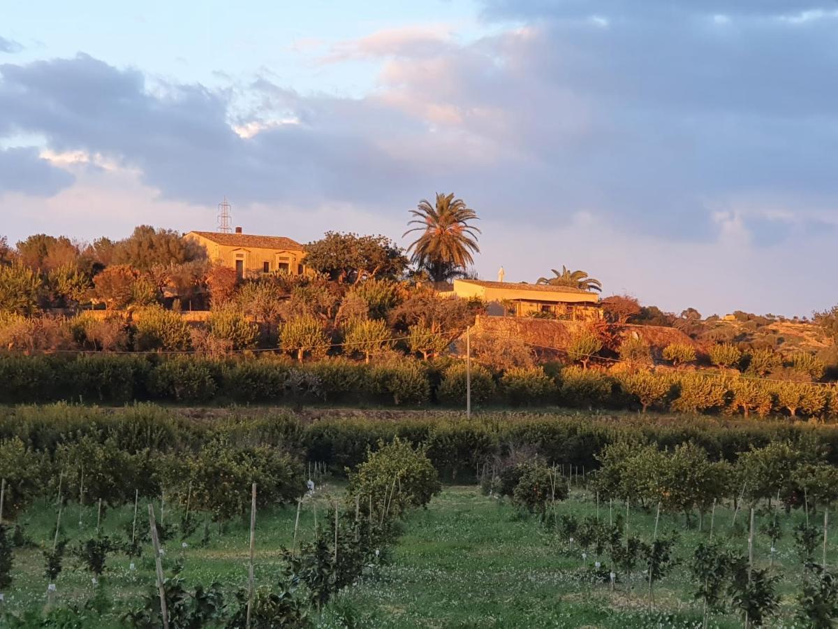 Villa Calma Noto Buitenkant foto