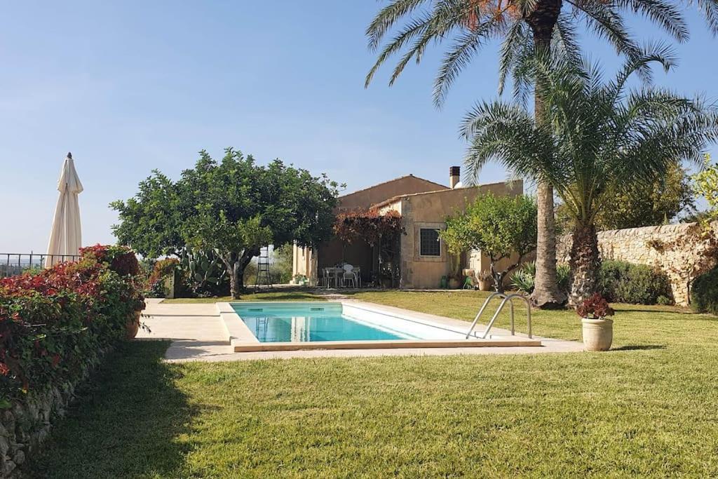 Villa Calma Noto Buitenkant foto